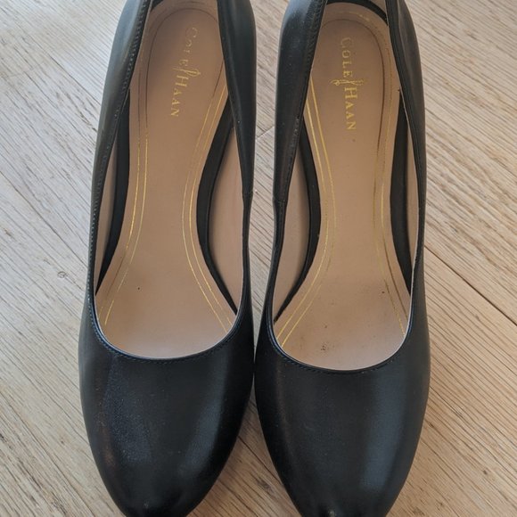 Brand New Cole Hann Pumps - Picture 4 of 6